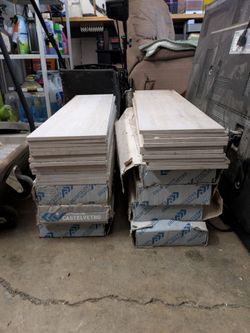 Italian Porcelain Wood-Look Tile — 114 sq ft — Castelvetro 8"x31" 66 pieces