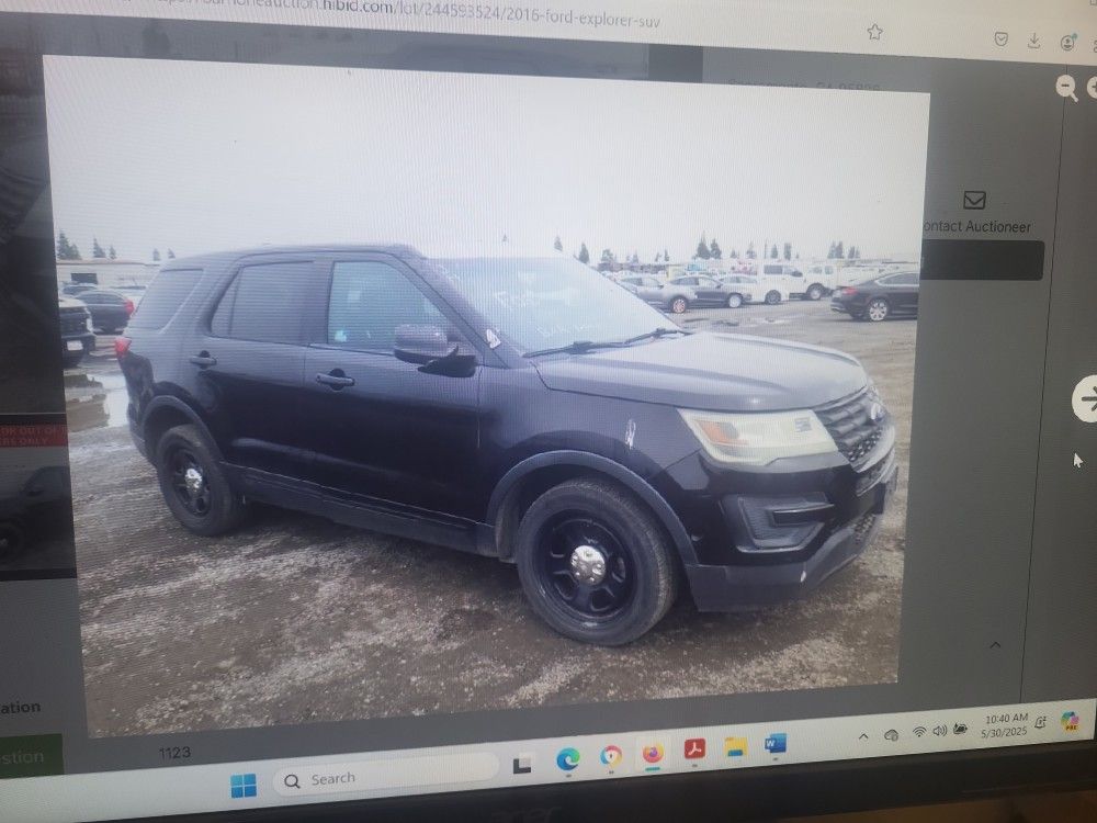 2015 Ford Explorer
