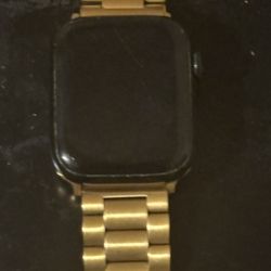 Apple Watch 42mm Green Comes With Original Arm Band (not the Gold One)