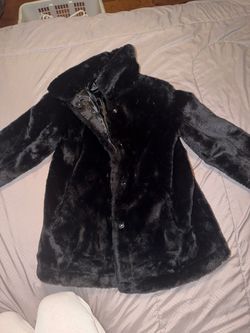 urban republic girls faux fur teddy jacket size 7/8
