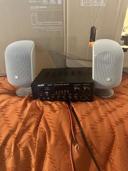 2 Bowers & Wilkins Speakers & Moukey Amp With Remote & Speaker Wire