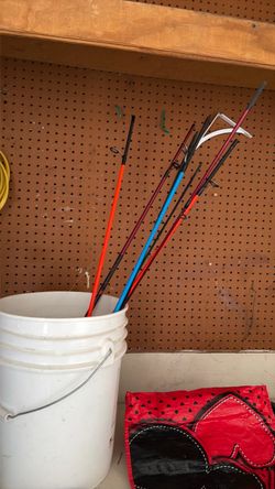 4 fishing rods