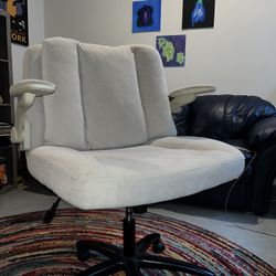 Pipersong Criss Cross Chair