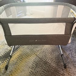 Beside Me Dreamer Bassinet & Bedside Sleeper - Charcoal Tweed