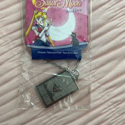 Sailor Moon Tuxedo Mask Necklace 