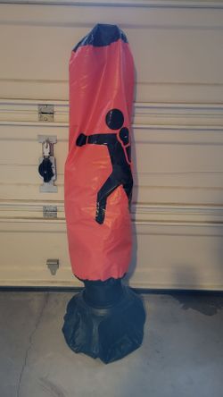 Kids fun - inflatable punching bag