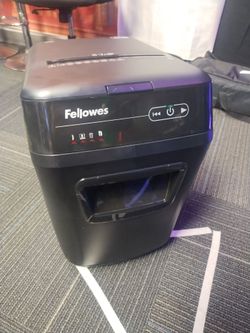 Fellowes AutoMax 150C Auto-Feed Cross-Cut Paper Shredder