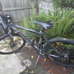 Trek 4300 Bike