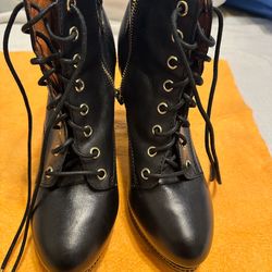 WOMENS SIZE 8-1/2 H&M BLACK LEATHER BOOTS