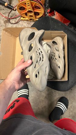 Foam runner stone sage 