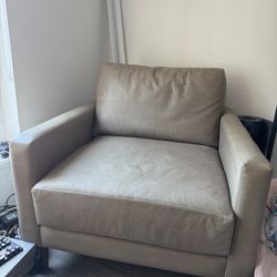 Medley Nontoxic Chair