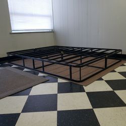 Full size bed frame - can DELIVER almost anywhere for $20 extra - gently used and in LIKE NEW condition 😍