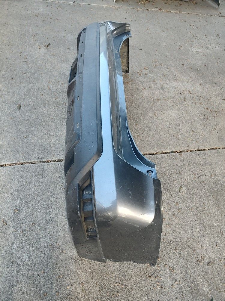  2017 2018 2019 2020 Nissan rogue rear bumper parachoques trasero 
