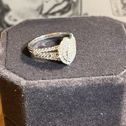 1 CTTW Marquise cut Genuine Diamond ring