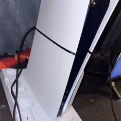 White Ps5 