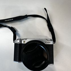 Fujifilm X-M5 Camera
