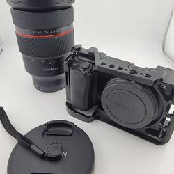 Sony Alpha A6100 24.2MP Mirrorless Camera W/ Robinson 24-70mm Lens