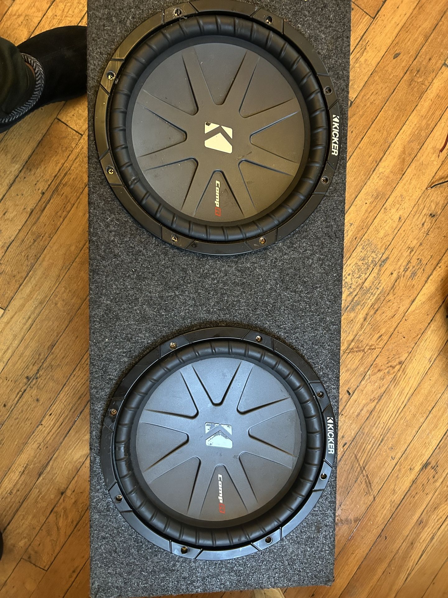 12 Inch Kicker Comp R Subs