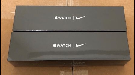 Brandnew Apple Watch Nike series 5 44mm GPS-Silver