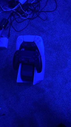 PS5 Console Bundle – 2 Controllers Included