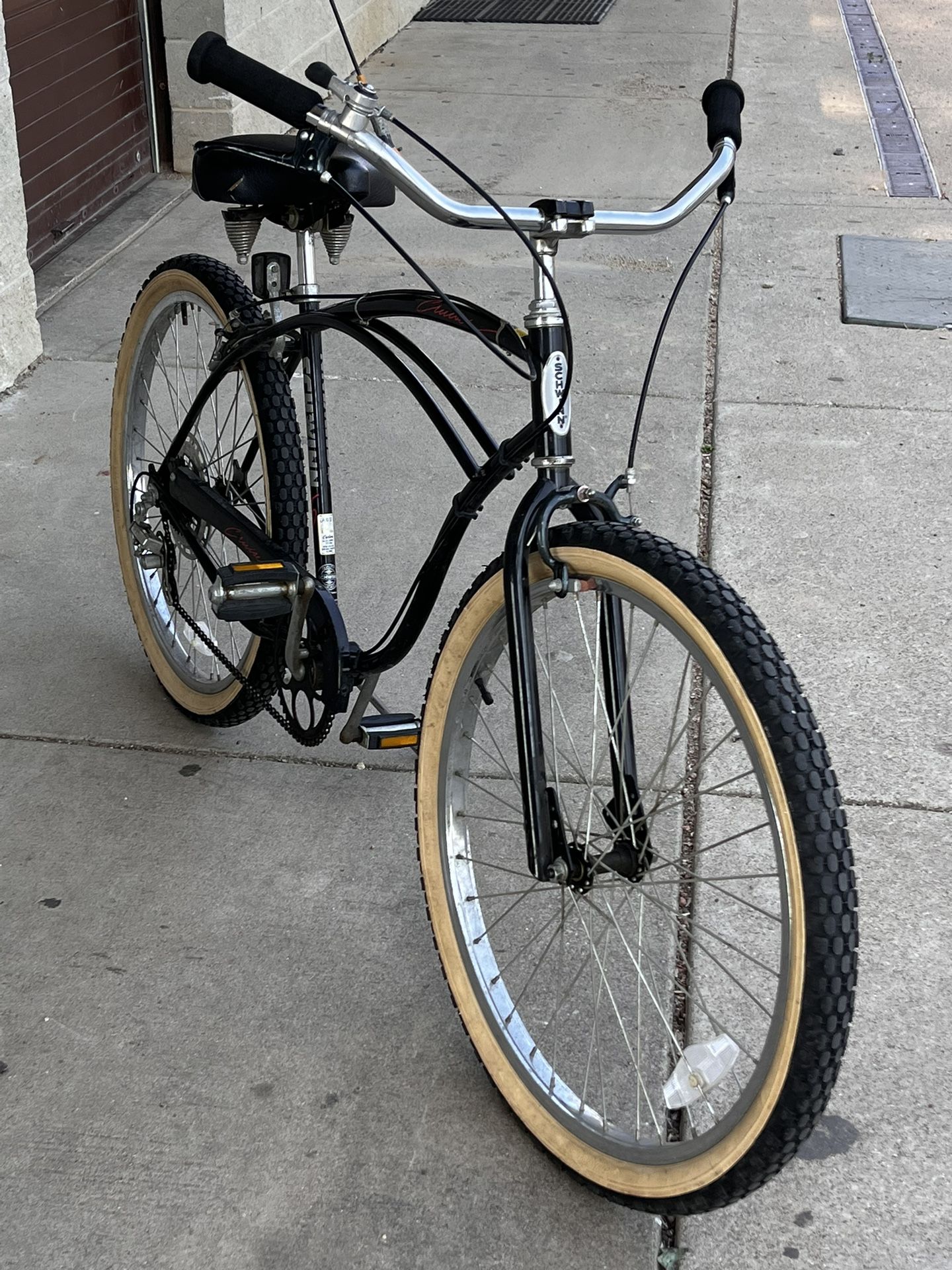 SCHWINN 5 -SPEED CRUISER ,ALL ORIGINAL 1990s