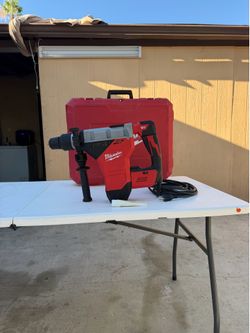 Milwauke 1-3/4” SDS-MAX rotary hammer