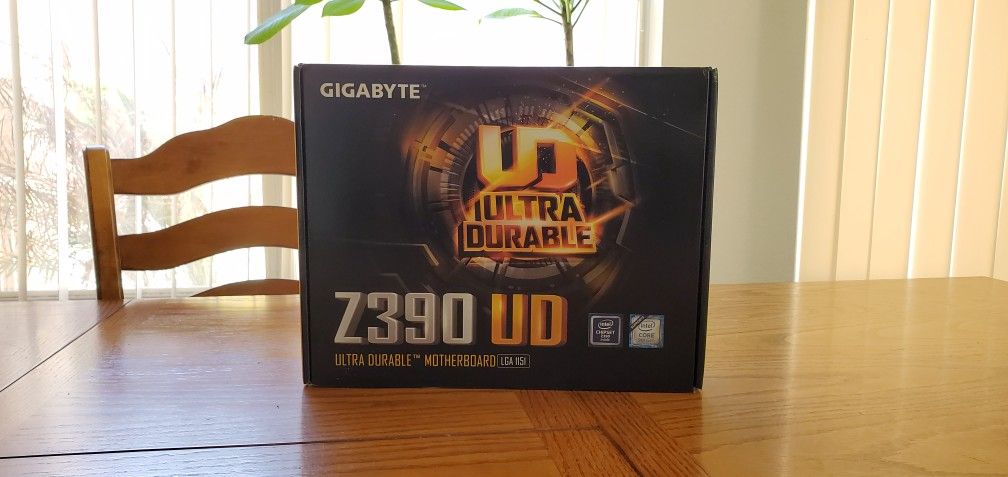 Intel Gigabyte Z390 UD Motherboard