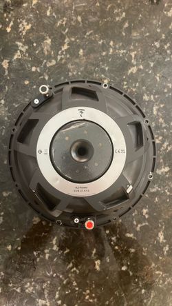 Focal 10 k2 power sub 25 KXS