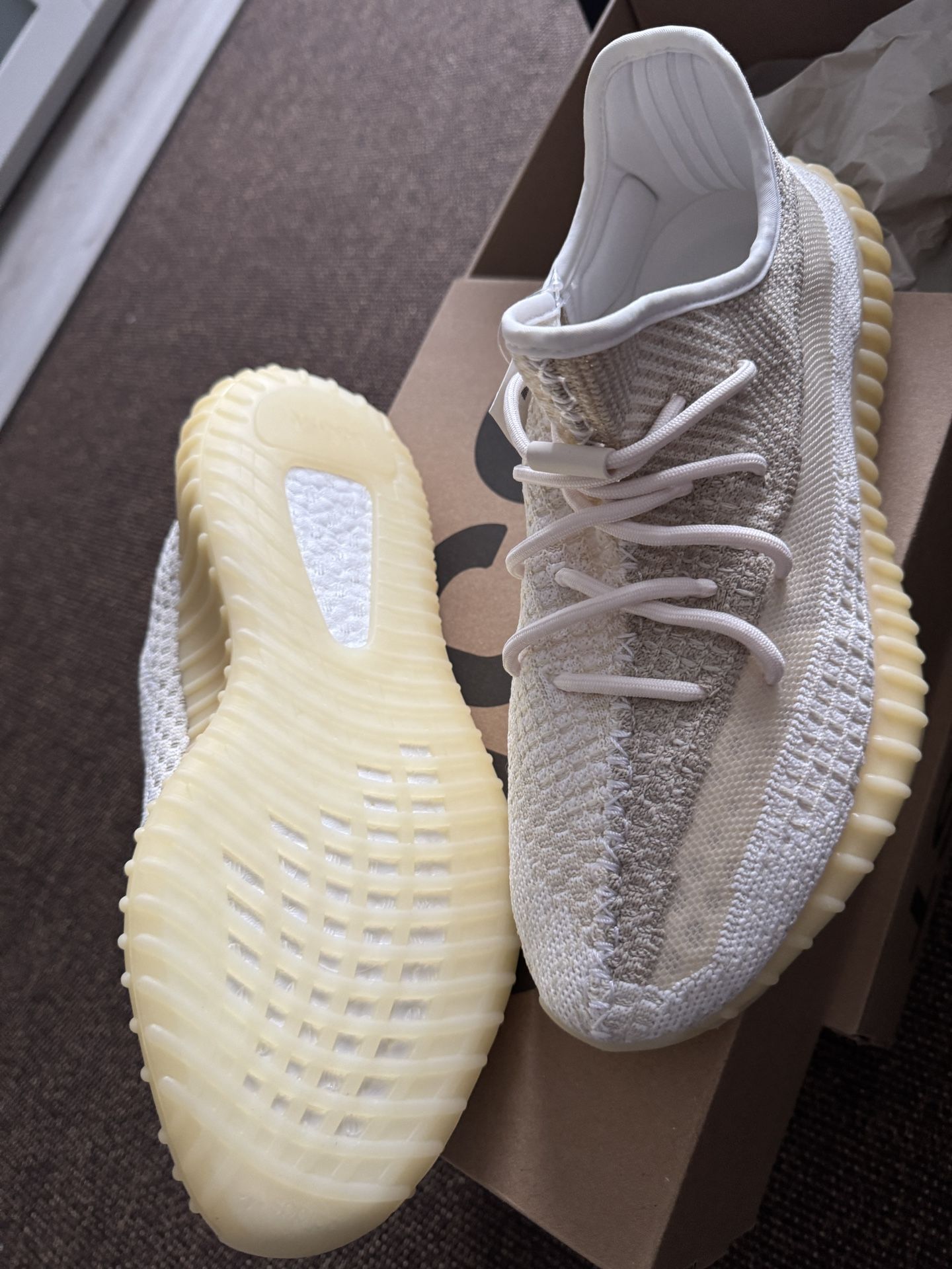 Adidas Yeezy 350 V2 Sneakers