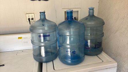 5 gallon water bottles