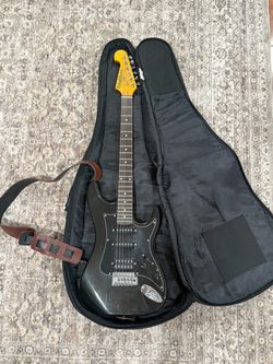 Washburn Sonamaster Electric Guitar + Padded Bag & Strap