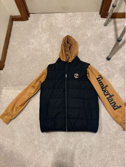 12 used M/L hoodies/sweaters