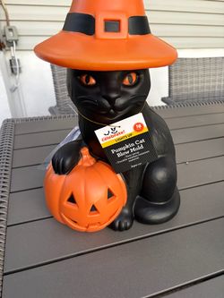 New 2026 Halloween 18” Pumkin Cat Blow Mold