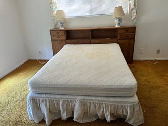 Bedroom set