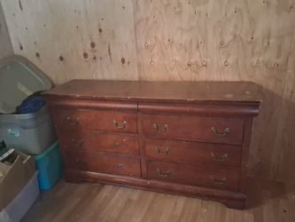 Dresser  nake offer