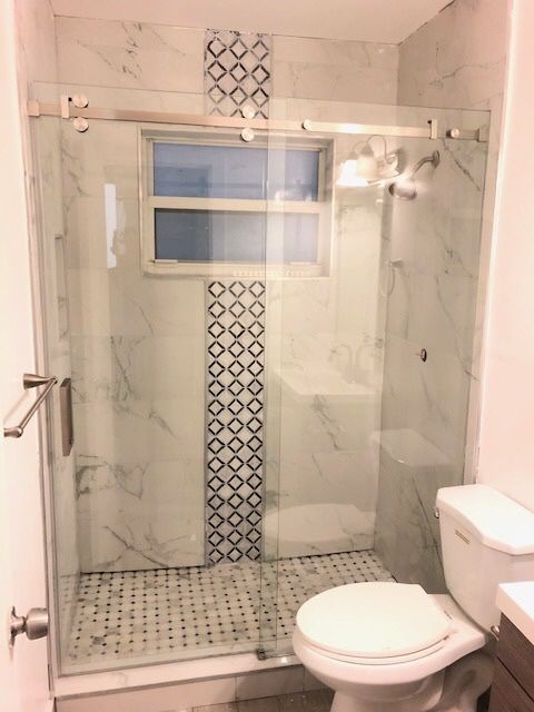 Glass shower doors $25 per sq ft