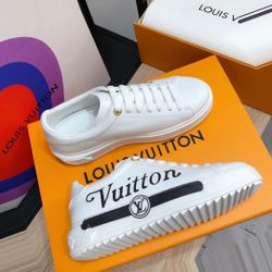Louis Vuitton Time Out 122