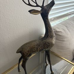 Elegant Brass Deer Statue – 53 cm Tall