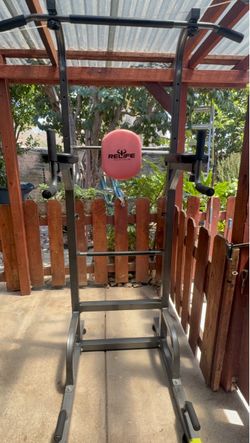 RELIFE REBUILD YOUR LIFE  Power Tower in Workout DIP Station for Home Gym Strength
