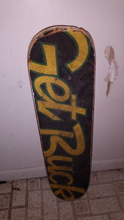 Ortiz skateboard
