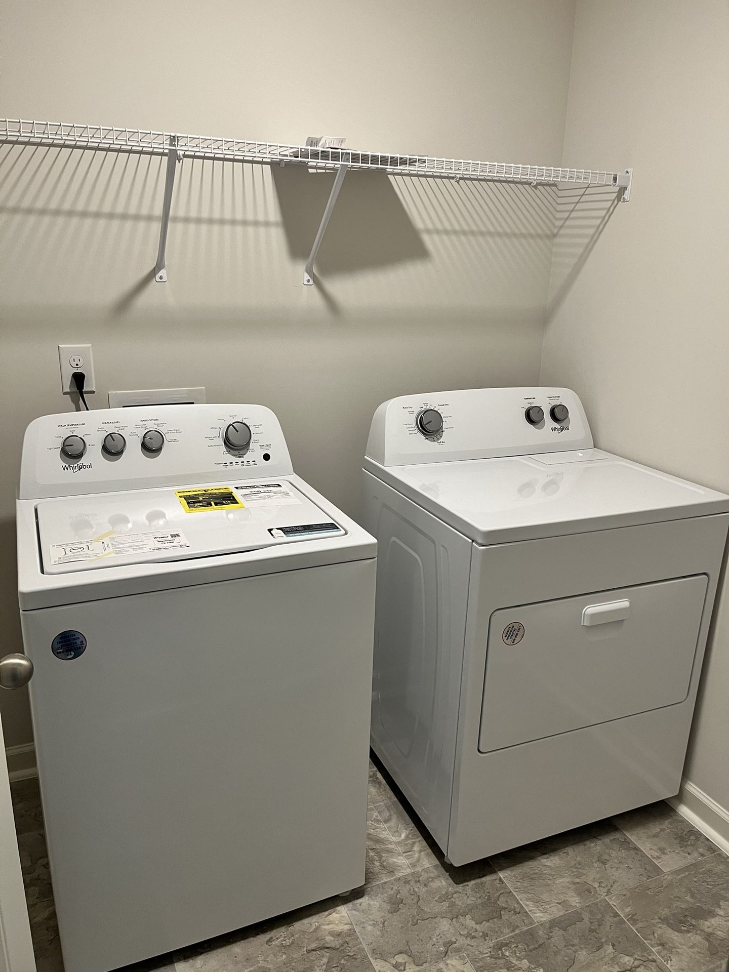 (Never Used) Whirlpool Washer And Dryer Set
