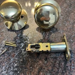 Bright Brass Hall/Closet Door Knob