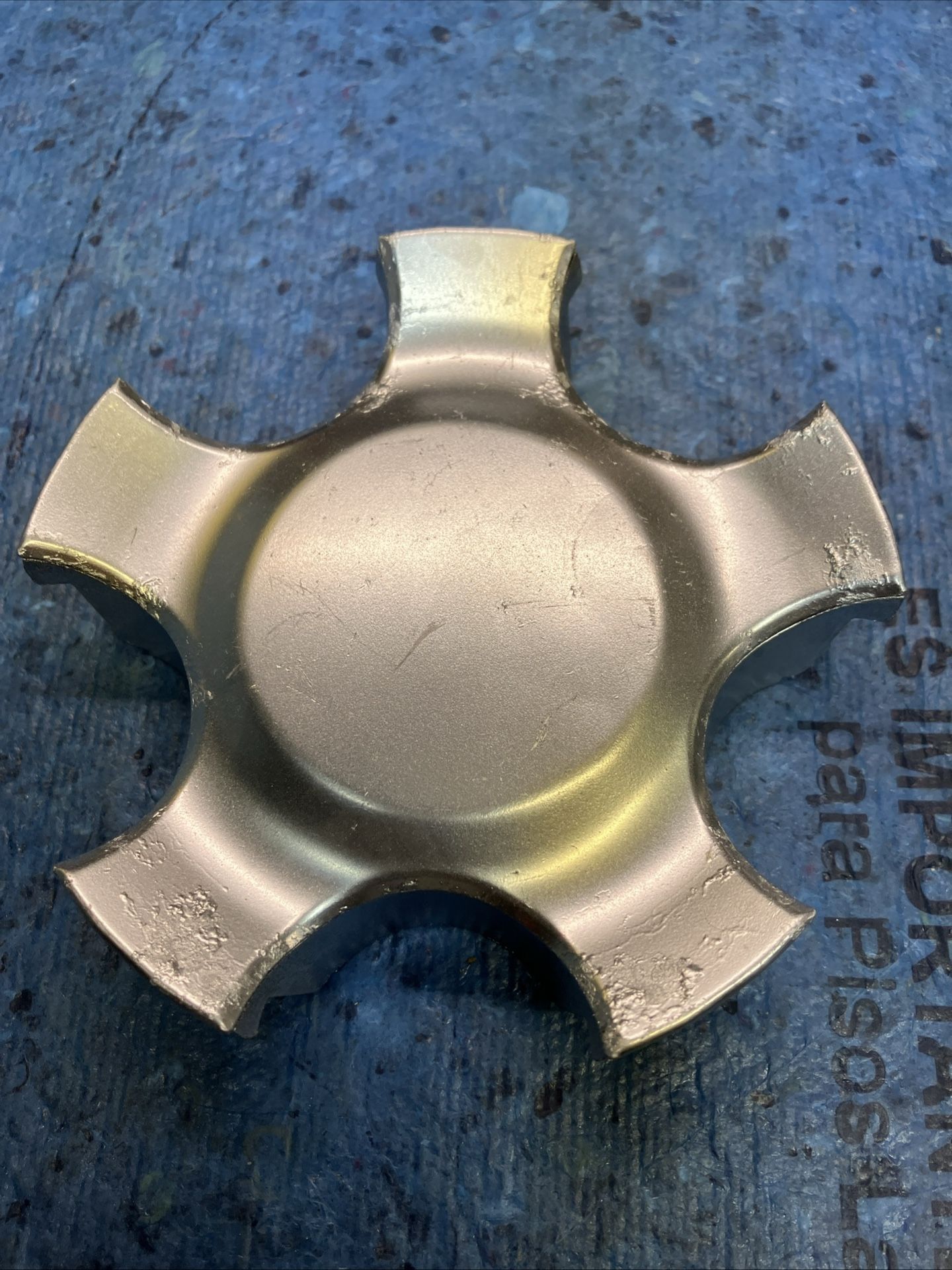 Toyota center cap part number OEM PA66-GF30 