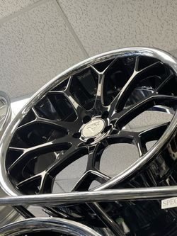 •• VW TOUAREG, BENTLEY BENTAYGA & AUDI ALLROAD • 22x9 (5x112) °° Stop settling for standard issue factory specs. Grab a custom 22-inch setup that com