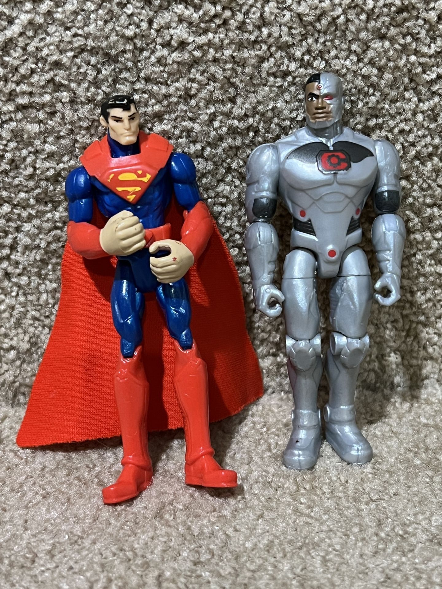 DC Comics Superman & Cyborg 4” set of 2 figures Justice League