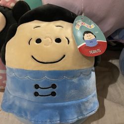 Lucy Squishmallow