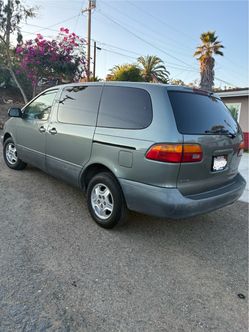 Toyota Sienna