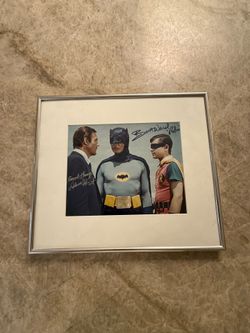 Adam West & Burt Ward Signed Batman & Robin 8x10 Photo with COA