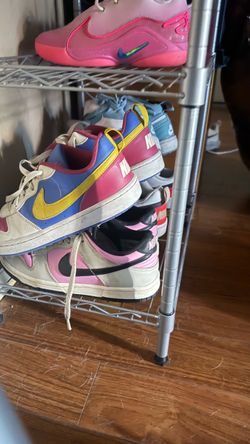 Nike Mid-Top Sneakers Size 4Y - 5.5Y