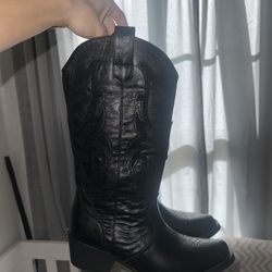 Black Cowgirl Boots